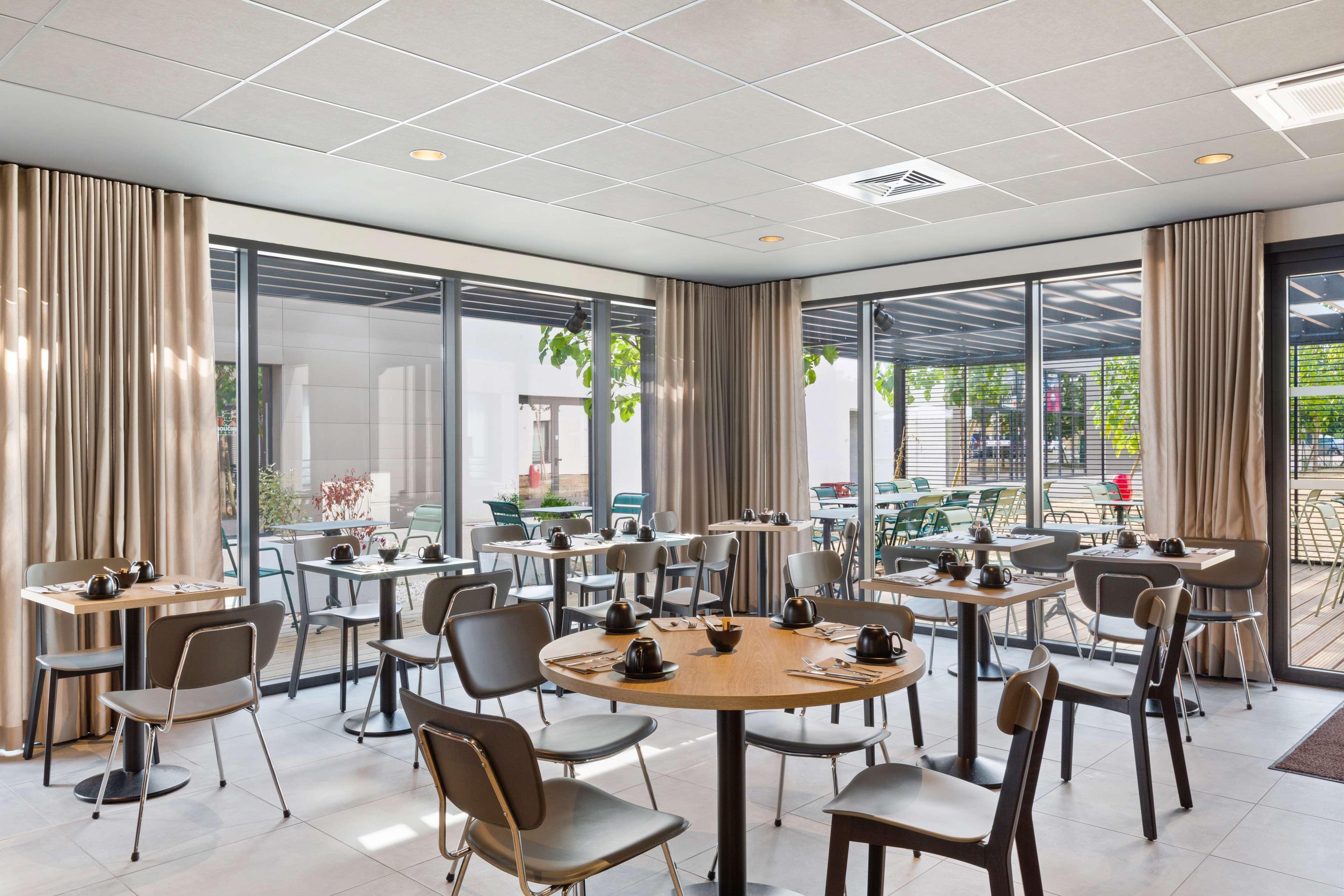 Best Western Hotel Dijon เกตินญี ภายนอก รูปภาพ