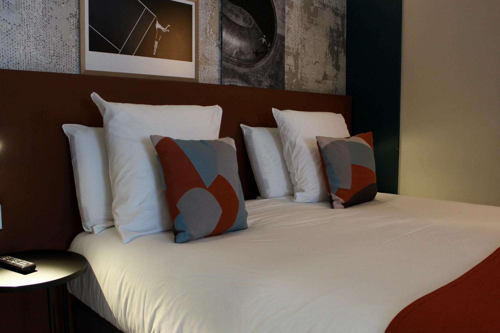 Best Western Hotel Dijon เกตินญี ภายนอก รูปภาพ